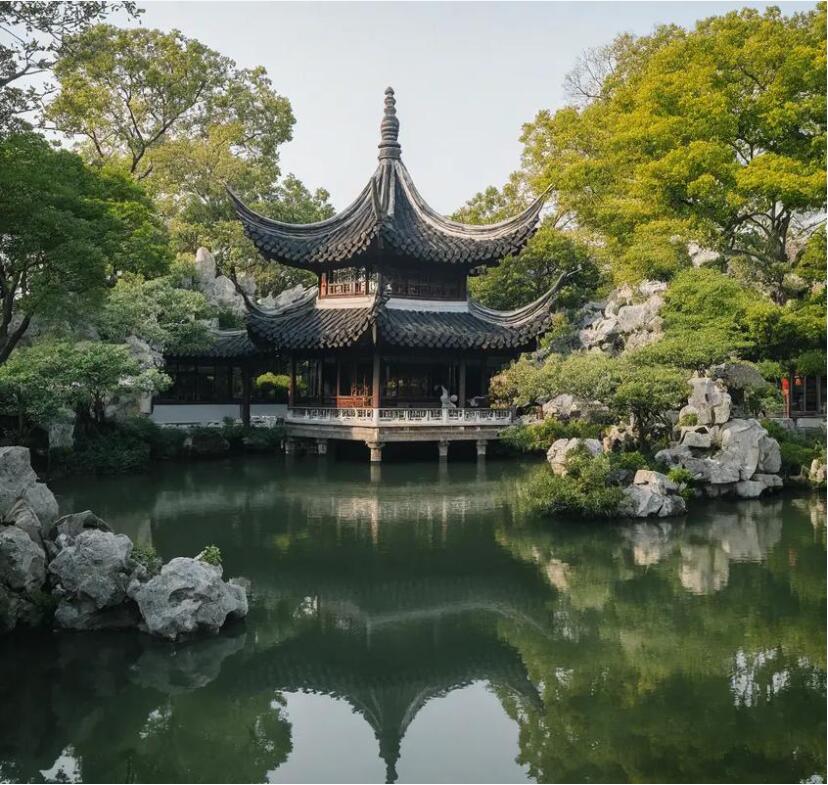 驻马店夏日餐饮有限公司